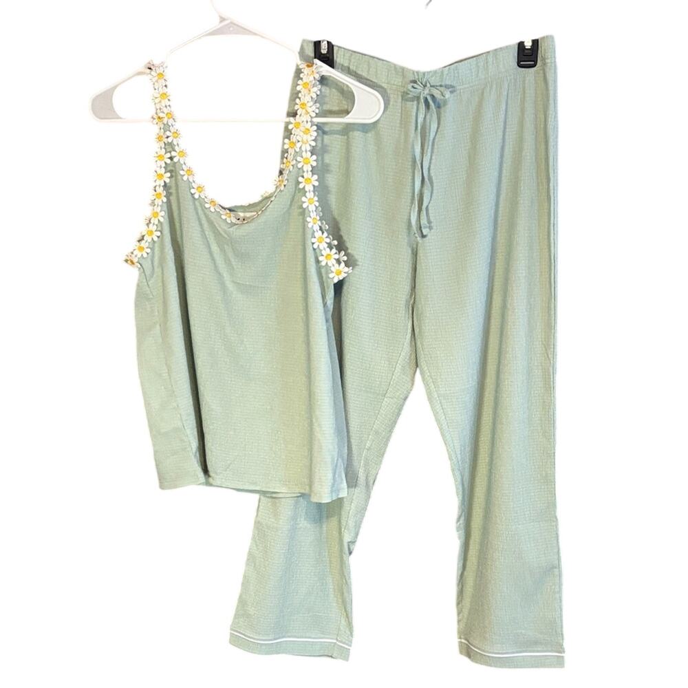 Kikit Women’s Pajama Set Medium Sage Green Daisy Trim Tank Top Pants Lounge Set